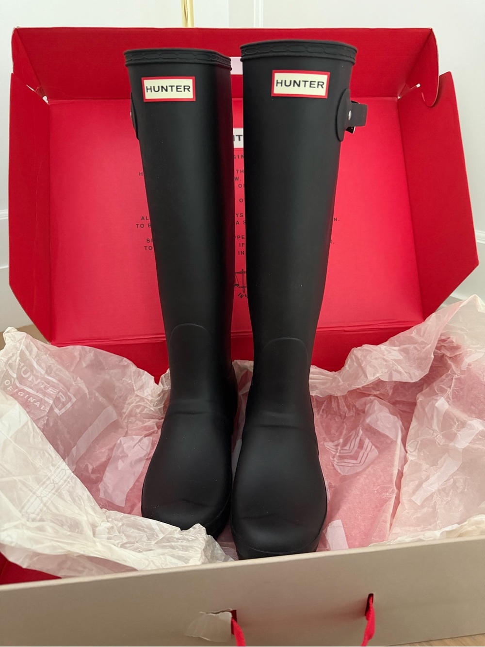 NIB Hunter Women’s Original Tall Rain Boots – Black – US 8 / EU 39